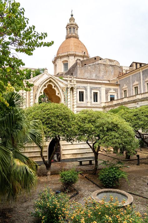 Sicily Italy Aesthetic, Sicily Catania, Catania Italy, Travel Mood, Catania Sicily, Sicily Travel, Taormina Sicily, Catch Flights, Italy Aesthetic