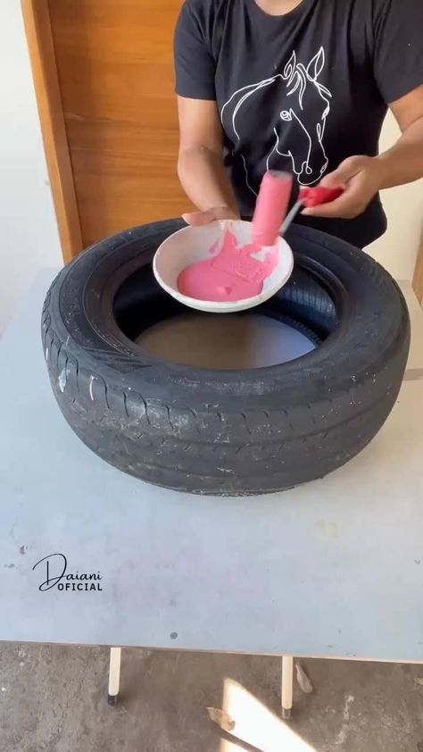 Plantarea Legumelor, Tire Craft, Tire Garden, Creative Garden Decor, نباتات منزلية, Front Yard Garden Design, Garden Decor Projects, Garden Crafts Diy, Home Gallery