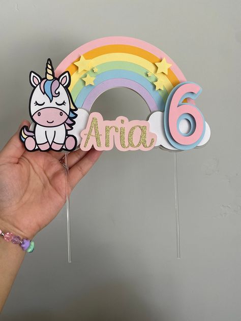 Unicorn & Rainbow Cake Topper  Made out of Cardstock  Topper measures 7.9x6.5  Perfect for your unicorn theme birthday party! Unicorn Birthday Topper Printable, Unicorn And Rainbow Birthday Party, Rainbow Unicorn Cake Topper, Unicorn Birthday Cake Topper, Arya 2, Unicorn Happy Birthday, Unicorn Birthday Party Ideas, Happy Birthday Rainbow, Unicorn Topper