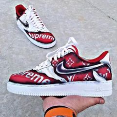 Sneaker Nett (@sneaker_nett) • Instagram photos and videos Custom Shoes Mens Air Jordans, Red Custom Shoes, Adidas Custom Shoes, Air Force One Shoes, Custom Sneakers Diy, Futuristic Shoes, Custom Shoes Diy, Nike Shoes Air Force, Nike Fashion Shoes