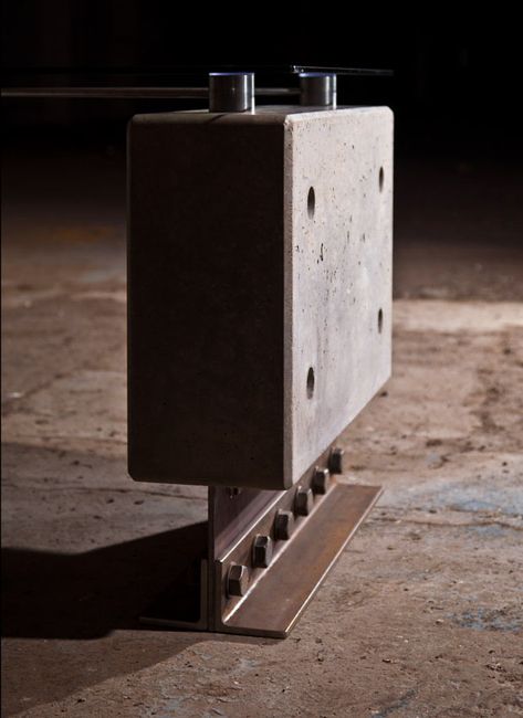 Brutal Design, Concrete Desk, Steel Desk, Joinery Details, Concrete Lamp, Industrial Design Furniture, Metal Furniture Design, Concrete Furniture, Concrete Crafts