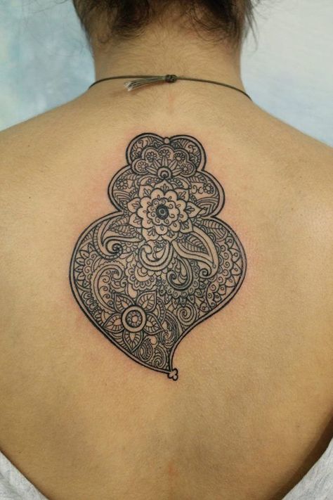 Portuguese Heart Tattoo, Tattoo Design With Meaning, Portugal Tattoo, Portuguese Artists, Portuguese Tattoo, Halo Tattoo, Tattoo Quotes For Men, Ancient Tattoo, Tattoo Quotes For Women