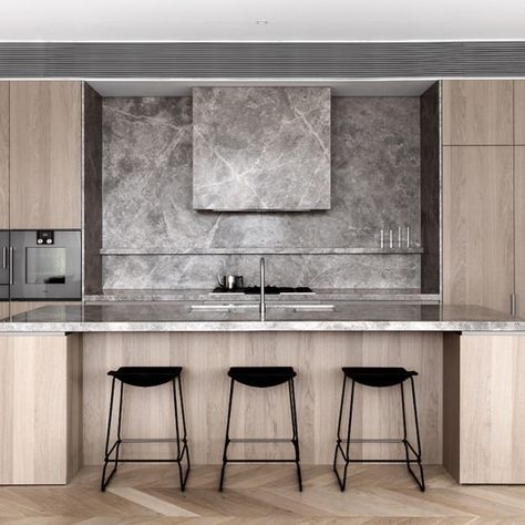 The International by Carr Design | George Fethers & Co Neutral Kitchen, Kitchen Room Design, Kitchen Furniture Design, Linear Chandelier, Minimalist Kitchen, Luxury Kitchen, Kitchen Pantry, Küchen Design, Contemporary Kitchen