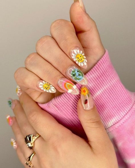 Hippie Nail Art, Nagellack Trends, Hippie Nails, Vibrant Nails, Almond Acrylic Nails, Spring Nail Art, Manicure Y Pedicure, Funky Nails, Dope Nails