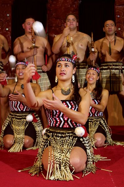 Visit Te Puia and experience a Maori Hangi and Concert as part of your tour. #newzealandculture Maori Clothing, Maori Culture, Polynesian Dance, Borneo Tattoo, Maori People, Maori Designs, Māori Culture, New Zealand Art, World Dance