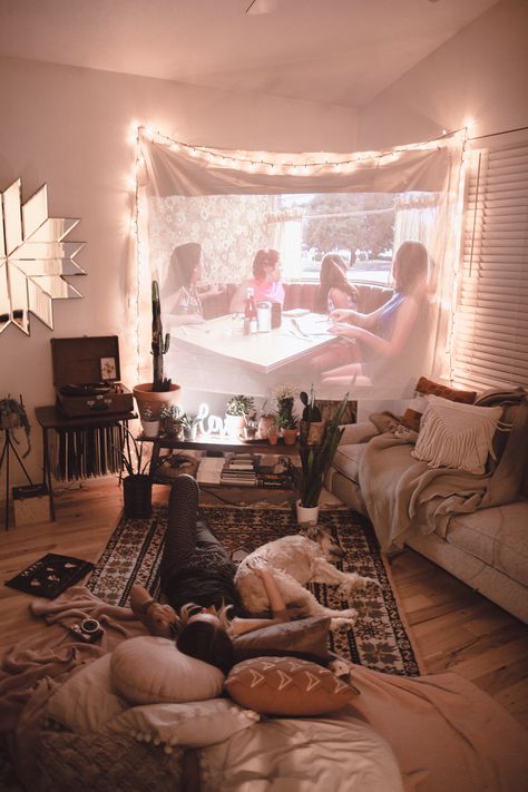 Cosy Projector Room, Indoor Projector Movie Night, Cozy Room With Projector, Cozy Projector Room, Projector Apartment, Movie Projector Aesthetic, Movie Projector Bedroom, Room Projector Bedrooms, Cute Hangout Room Ideas