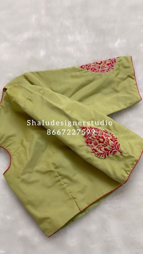 shalu designer studio | Customised elegant thread work blouse⭐️ Embroidery work at affordable price ✨ Design can be customised according to your need ✨... | Instagram Simple Embroidery Designs Blouse Thread Work, Only Thread Work Blouse Designs, Embroidery Blouse Designs Latest, Simple Thread Work Blouse Designs, Thread Work Blouse Designs, Blouses Saree, Thread Work Blouse, Model Blouse, Simple Work