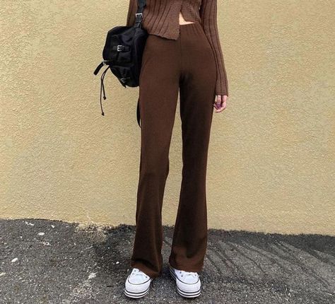 Brown Flare Pants Outfit, Flare Leggings Outfit, Brown Flare Pants, Daisy Chains, Brown Flares, One Piece Cosplay, Flare Legging, Flared Leggings, Brown Outfit