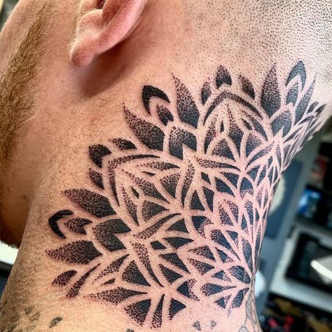 Mandala Neck Tattoo Men, Mandala Neck Tattoo, Geometric Tattoo Neck, Colorful Mandala Tattoo, Back Of Neck Tattoo Men, Neck Tattoo Men, Mandala Tattoo Men, Mandala Tattoos For Women, Full Neck Tattoos