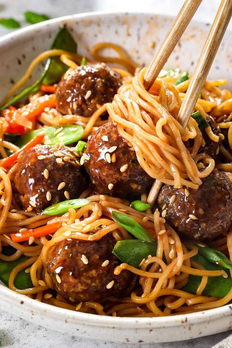 Stir Fry Meatballs, Asian Meatballs And Noodles, Best Way To Freeze Corn, Sesame Ginger Sauce, Asian Chili Sauce, Yakisoba Noodles, Freezing Corn, Asian Meatballs, Asian Beef