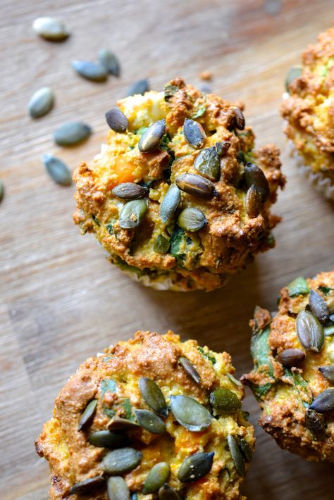 Butternut Squash Muffins, Pumpkin Seed Salad, Squash Muffins, Butternut Squash Spinach, Savory Muffins Recipes, Spinach Muffins, Almond Flour Muffins, Spinach Feta, Savory Muffins