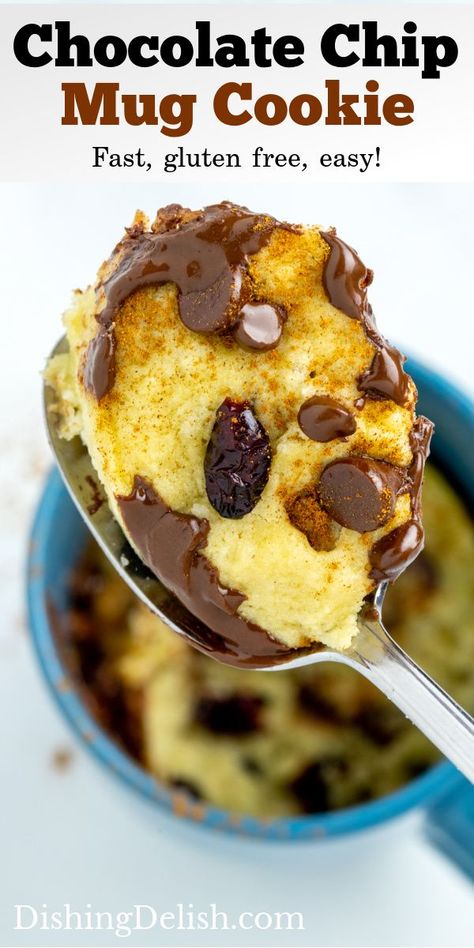 A spoon holding a scoop of chocolate chip mug cookie above the mug with melted chocolate chips. Gluten Free Microwave Cookie, Gluten Free Cookie In A Mug, Gluten Free Mug Cookie, Gluten Free Mug Desserts, Recipes Mug Cake, Mug Cookie Recipes, Chocolate Chip Mug Cookie, Mug Dessert Recipes, Beautiful Meals