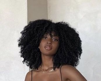 Cabello Afro Natural, Type 4 Hair, Girls Natural Hairstyles, Pelo Afro, Natural Curls Hairstyles, Natural Hair Styles Easy, Curly Hair Inspiration, Coily Hair, Natural Hair Inspiration