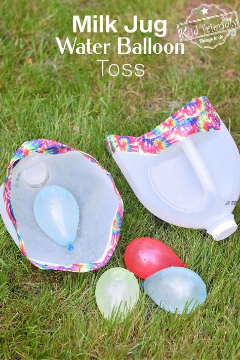 Water Balloon Toss, Summer Outdoor Games, Diy Carnival Games, Field Day Games, Backyard Party Games, Diy Carnival, Water Games For Kids, Summer Fun For Kids, Church Camp