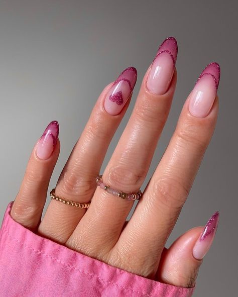 Ombre French Glitter Nails Sassy Nails Designs, Bow Nail Designs, Bow Nail Art, Pink Chrome Nails, Nails Valentines, Retro Nails, Chrome Nail Powder, Black Acrylic Nails, Romantic Nails