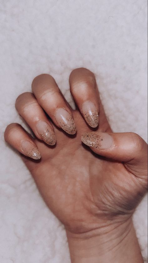 Sparkle Ombre Nails Almond, Nye Nails Almond Shape, Glitter Ombre Nails Almond, Almond Shaped Acrylics, Ombre Nails Almond, Nye Nails, Faded Nails, Ombre Nails Glitter, Nails Almond