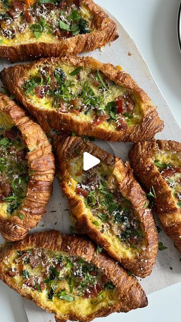 Spinach Croissant, Egg Boats, Spinach Parmesan, The Grease, Fry Recipes, Air Fry Recipes, Chopped Spinach, Baked Eggs, Easter Brunch