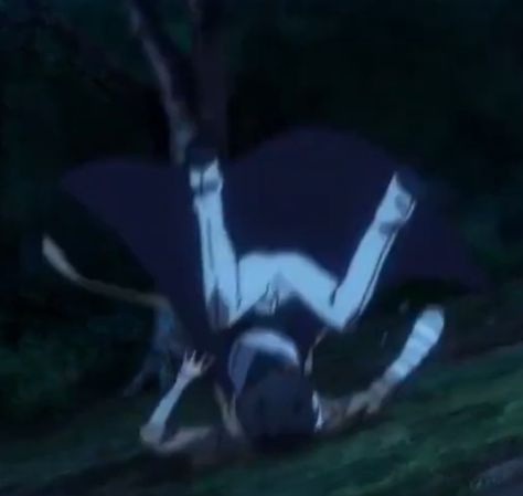 Low quality OSAMU Dazai fell Dazai Falling, Bsd Low Quality, Bsd Funny, Dazai Osamu Anime, Low Quality Anime, Bsd Memes, Osamu Dazai, Motion Blur, So Silly