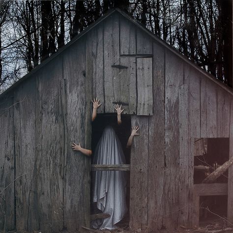 Creepy Photography, Horror Photography, Wow Photo, Creepy Photos, Halloween Photography, Yennefer Of Vengerberg, Southern Gothic, Halloween Photoshoot, Conceptual Photography