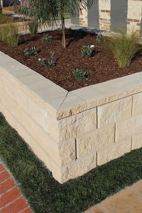 Retaining Wall Mailbox Ideas, Garden Edging Retaining Wall, Retaining Wall Stucco, Stone Retaining Wall With Fence On Top, Limestone Garden Edging, Limestone Garden Bed, Retaining Wall Around Patio, Landscape Ideas Retaining Wall, Brick Retaining Wall Garden