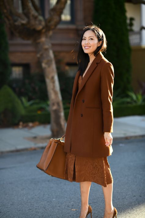 Long Skirt And Shirt, Winter Work Fashion, Stylish Office Wear, Simple Work Outfits, Business Dress Women, Simple Work, Trendy Spring Outfits, Top Street Style, Business Outfits Women