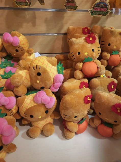 hello kitty, Sanrio, plushies, stuffed animals, tan hello kitty Tan Hello Kitty Aesthetic, Brown Hello Kitty Plush, Tan Hello Kitty Plush, Indian Hello Kitty, Tan Hello Kitty Pfp, Tan Hello Kitty Wallpaper, Brown Hello Kitty Wallpaper, Tan Sanrio, Tanned Hello Kitty