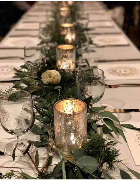 Silver And Gold Christmas Table Decor, Winter Wedding Decorations Table, Matte Ornaments, Winter Wedding Table Decorations, Christmas Dining Table Decorations, Christmas Wedding Table, Minimalist Centerpiece, Winter Table Decor, Dining Table Decorations