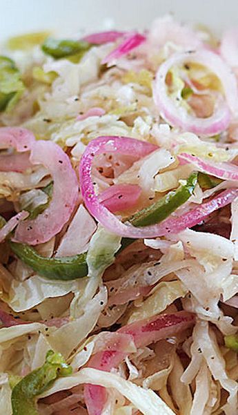 Marinated Salad, Coleslaw Recipe Easy, Marinated Vegetables, Slaw Recipes, Coleslaw Recipe, Cabbage Recipes, Salad Side Dishes, Salad Dressing Recipes, Vegetable Salad