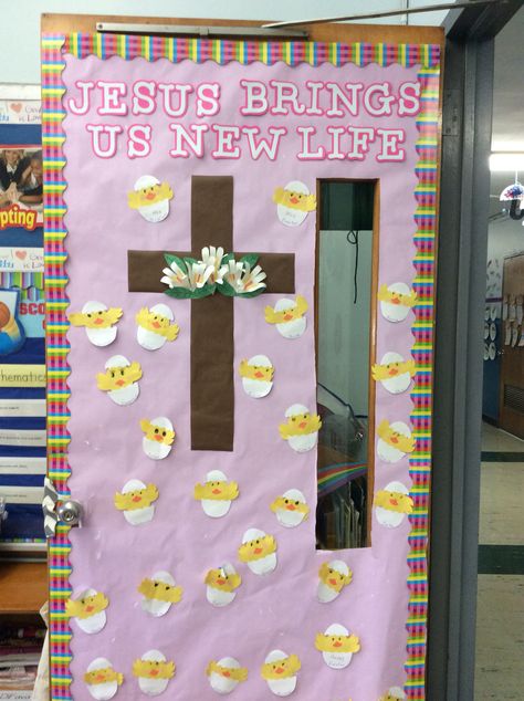 Easter Preschool Door Ideas, Christian Easter Door Decorations, Classroom Door Spring, Lent Classroom Door, Easter Door Ideas, Christian Easter Door Decorations Classroom, Preschool Easter Bulletin Boards, Easter Door Decorations For School, Easter Door Decorations Classroom Jesus