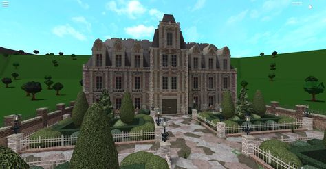 Roblox Castle, Interior Mansion, Cottage Core Bloxburg House, Bloxburg Homes, Bloxburg Mansion, Castle Layout, Mansions Interior, Minecraft Mansion, Luxury Mansions Interior