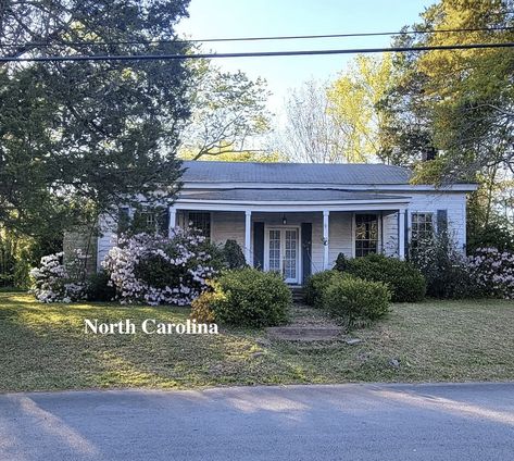 Circa 1860 North Carolina Fixer Upper $25K - NRHP P.E. Hervey House - Old Houses Under $50K Homes In North Carolina, House In North Carolina, North Carolina Dream Home, North Carolina Gothic, North Carolina Outer Banks Beach Houses, Dining Room Fireplace, Side Porch, Bedroom Fireplace, Building Code