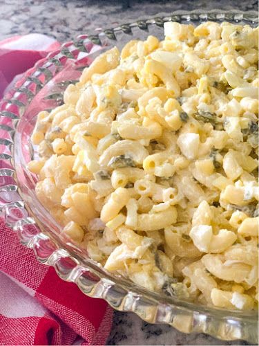 Macaroni Salad With Mayonnaise, Grandmas Macaroni Salad, Hellmans Macaroni Salad Recipe, Hellmans Macaroni Salad, Basic Macaroni Salad, Pan Fried Rice, Easy Italian Meatballs, Pasta With Mayonnaise, Italian Meatball Soup