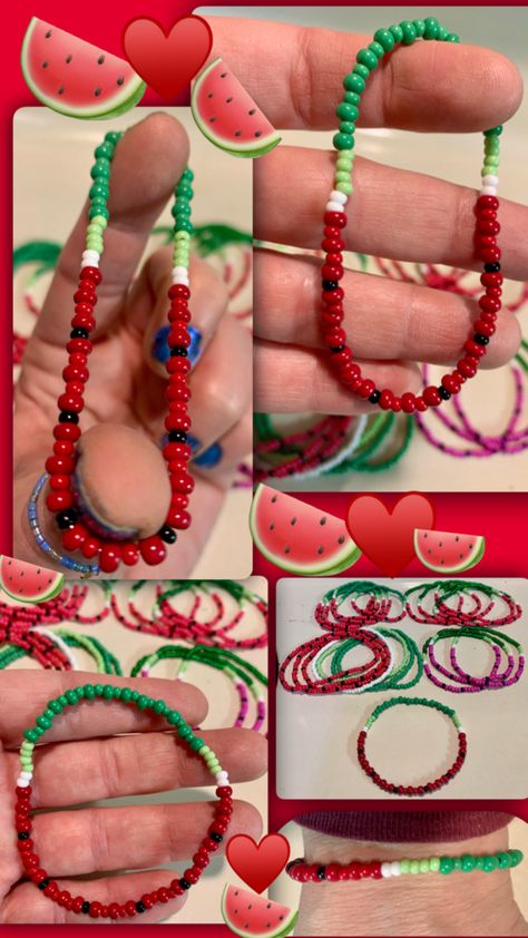 🍉Red Watermelon Bracelet using Size 8/0 & 6/0 Beads Watermelon Bracelet, Red Watermelon, Small Bead Bracelet, Adorable Homes Game, Bracelets Handmade Diy, Bracelet Craft Diy, Wrist Candy, Handmade Jewelry Tutorials, Beaded Bracelets Diy