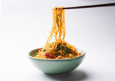 Schezwan noodles or vegetable hakka nood... | Premium Photo #Freepik #photo #hakka-noodles #chinese-noodles #fried-noodle #food-dish Noodles Images, Schezwan Noodles, Noodles Chinese, Noodle Food, Fried Noodle, Indo Chinese Recipes, Hakka Noodles, Wooden Chopsticks, Chinese Noodles