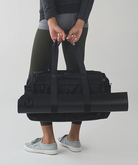 The Over-Packer: Lululemon Urban Warrior Duffel Urban Warrior, Yoga Mat Bag, Women Slides, Gym Essentials, Mat Bag, What In My Bag, Best Gym, Yoga Bag, Gym Bags