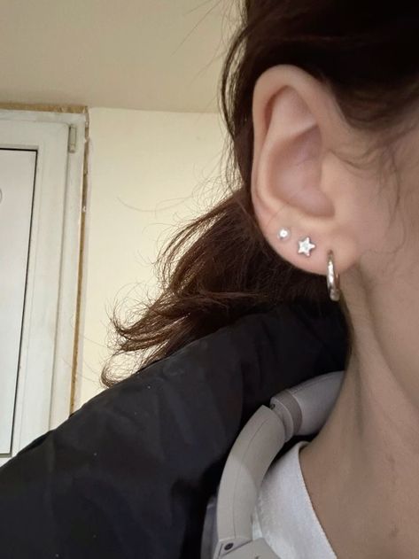 Triple Ear Piercing, Triple Lobe, Triple Lobe Piercing, 3 Lobe Piercings, Triple Piercing, Ear Peircings, Ear Lobe Piercings, Cool Ear Piercings, Pretty Ear Piercings