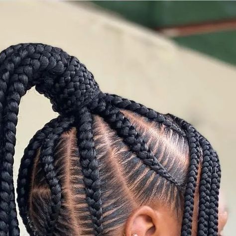 Top African Hairstyles on Instagram: "Braided ponytail 🔥🔥 @stylzbynellz #stitchbraids #feedinbraids . . Hairstylist @stylzbynellz" Stitch Braid Ponytail, God Cute, Updo Ponytail, Bantu Knots, Stitch Braids, African Braids, Braid Hairstyles, Whatsapp Message, Goddess Braids