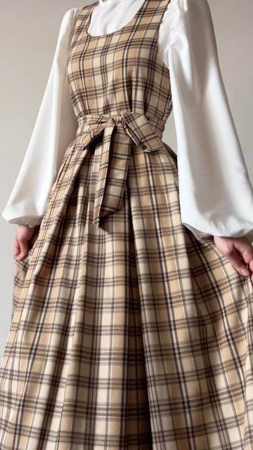 Aesthetic Dress, Old Fashion Dresses, Cute Dress Outfits, Modest Dresses Casual, Trendy Dress Outfits, Everyday Fashion Outfits, Muslimah Fashion Outfits, Quick Outfits, Stylish Dress Book