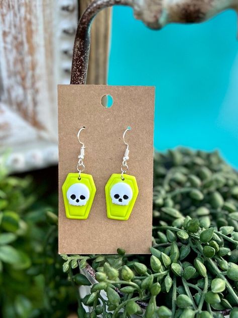 Handmade Halloween Coffin / Skull Polymer Clay Earrings - Etsy Skull Polymer Clay, Halloween Coffin, Sensitive Ears, Polymer Clay Earrings, Clay Earrings, Jewelry Earrings Dangle, Etsy Earrings, Happy Shopping, Dangle Drop Earrings