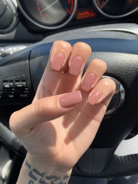 Neutral Nails Square Round, Square Rounded Edges Nails, Square Powder Dipped Nails, Square Round Acrylic Nails Medium, Square Nails Gel Polish, Square Round Edges Nails, Dip Powder Square Nails, Square Round Dip Nails, Natural Color Dip Powder Nails