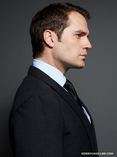 Imgur: The most awesome images on the Internet Henry Cavill News, Male Profile, Face Profile, Magazine Pictures, Model Face, Batman And Superman, Male Portrait, Henry Cavill, Male Face