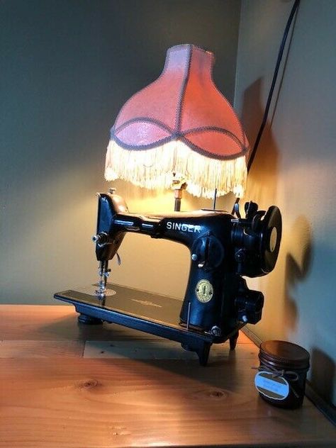 vintage Singer sewing machine 1910 repurposed into a lamp. Upcycle Old Sewing Machine, Lamp Singer, Kids Sewing Machine, Vintage Singer Sewing Machine, Old Sewing Machine, Vintage Singer, Lamp Switch, Vintage Sewing Machine, Vintage Sewing Machines