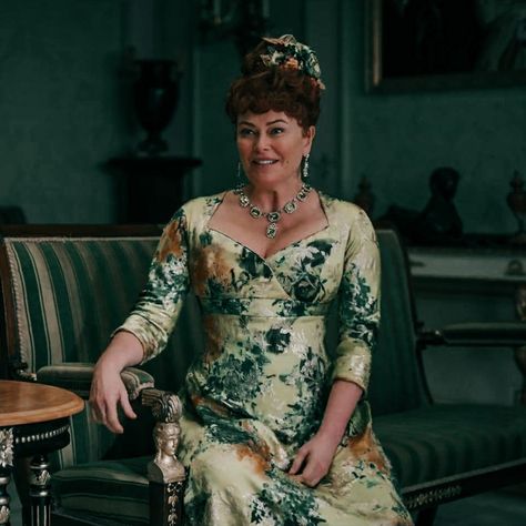 Lady Featherington, Portia Featherington, Polly Walker, Bridgerton Season 1, Julia Quinn, Netflix Series, My Flower, Season 1, Pretty Dresses