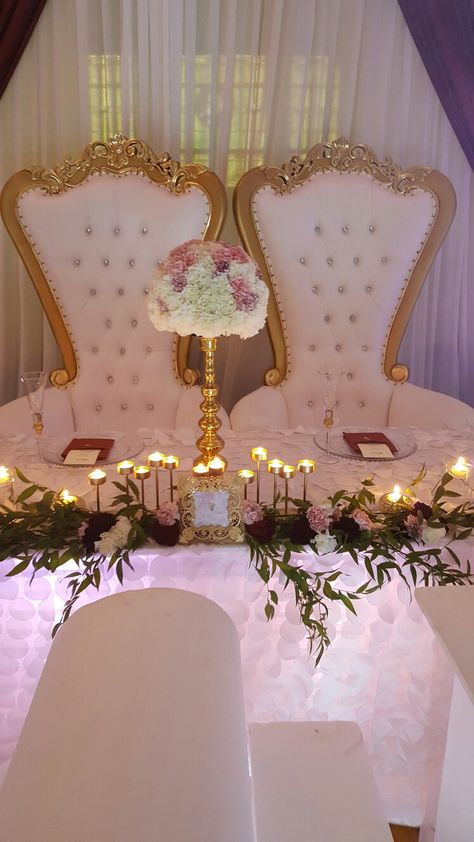 Reception Sweetheart Table, Sweetheart Table Ideas, Table Ideas Wedding, Bride Groom Table, Sweetheart Table Wedding, Church Wedding Decorations, Wedding 2024, Sweetheart Table, Reception Decor