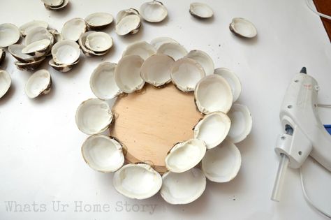 Diy Clam Shell, Shell Candles Diy, Clam Shell Candle, Seashell Candle Holder, Shell Candle Holder, Seashell Candles, Oyster Shell Crafts, Art Coquillage, Seashell Projects