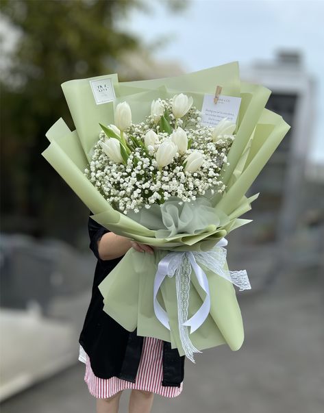 Sage Green Flower Bouquet, Green Bouquet Flowers, Sage Green Bouquet, Green Flower Bouquet, Wrapping Bouquet, Sage Green Flowers, Graduation Bouquet, Graduation Flowers, Diy Bouquet Wrap