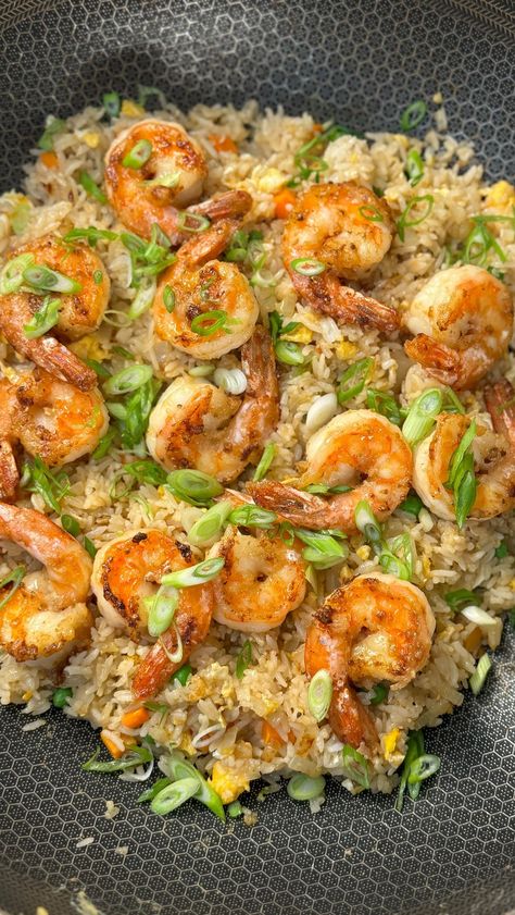 Stephanie Tea | Papa Tea’s Shrimp Fried Rice recipe is top tier! ➡️ Recipe: Shrimp Fried Rice 🍤🍚 - [ ] 4 cups cooked, cooled rice - [ ] 1/3 cup frozen… | Instagram Fried Rice And Shrimp, Stephanie Tea, Season Shrimp, Frozen Peas And Carrots, Fry Shrimp, Shrimp Fried Rice Recipe, Recipe Shrimp, Minute Rice, Food Motivation