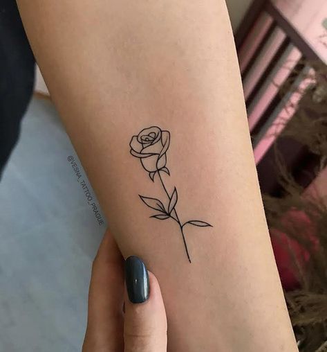 Tiny Tattoos Rose, Rose Tattoo On Forearm For Women, Simple Tattoos Rose, Dainty Rose Tattoo Simple, Minimalist Tattoo Rose, Mini Tattoos Rose, Rose Arm Tattoos For Women, Rose Minimalist Tattoo, Tattoo Inspirasjon Women Small