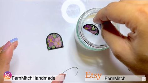 Create these exquisite stained glass earrings and be in awe of the transparent power these clay earrings bring to light. Stained Glass Earrings, Tie Dye Bandanas, Shirt Dress Pattern, Making Stained Glass, Diy Socks, Tie Dye Diy, Beaded Necklace Diy, Black Clay, Twist Headband