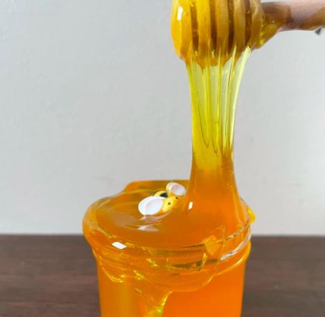 Honey Slime, Yellow Slime, Slime Recipes, Honey Sticks, Slime Recipe, Bee Charms, Party Entertainment, Alberta Canada, Fidget Toys